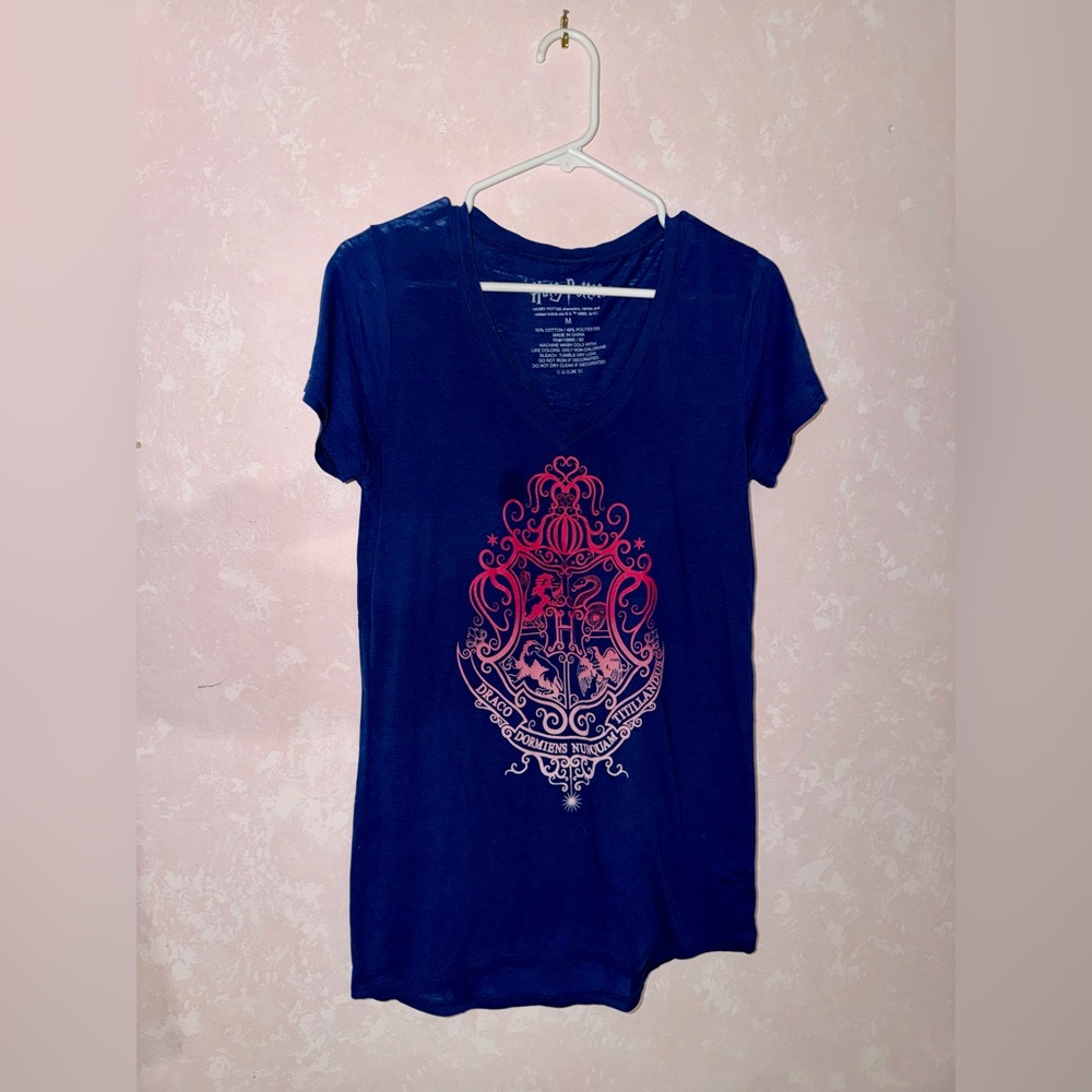 Harry Potter Dark Blue and Red Graphic Tee